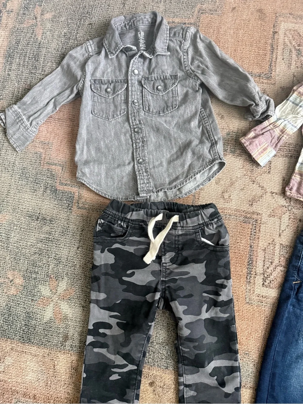 GAP two outfits